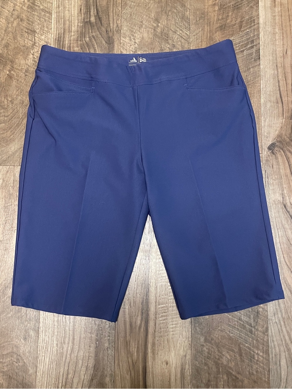 (NLA) 👗 Adidas Women's Athletic Ultimate Adistar Pull on Bermuda Shorts - Picture 3 of 8